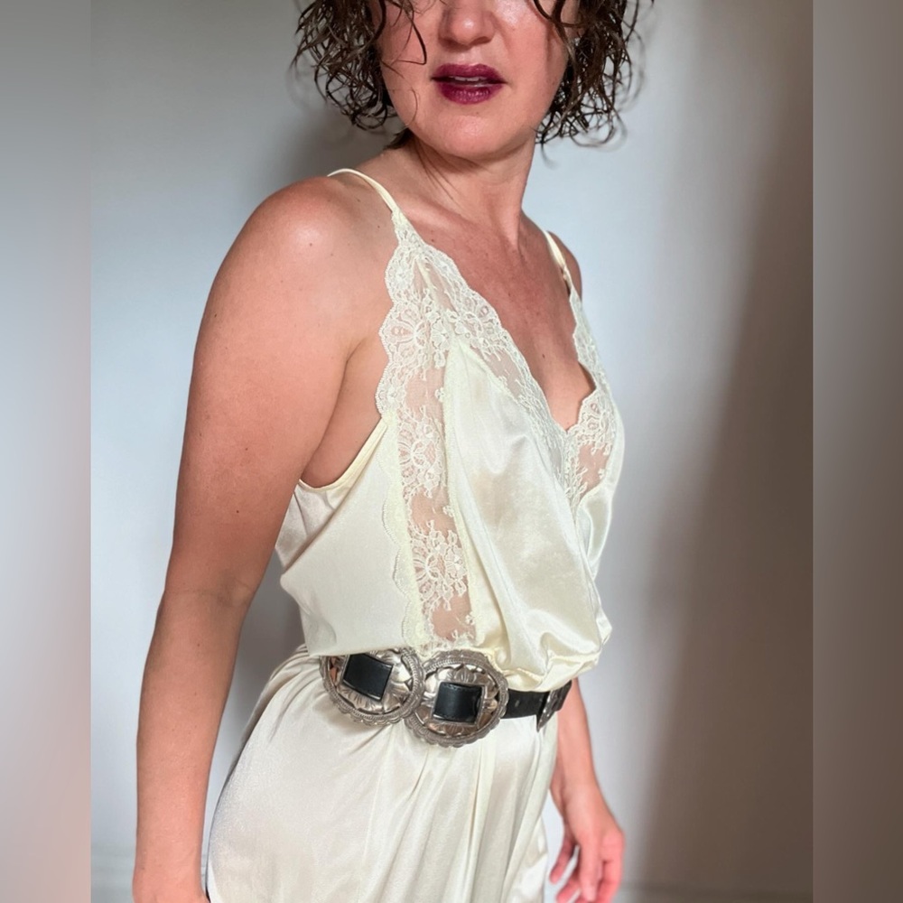 Lingerie jumpsuit made of nylon and lace with cute ties on the side. Open size. - Picture 2 of 14